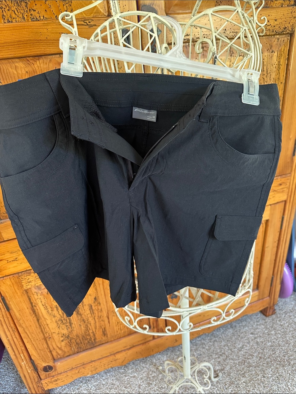 Eddie Bauer Black Womens Cargo Shorts size 10